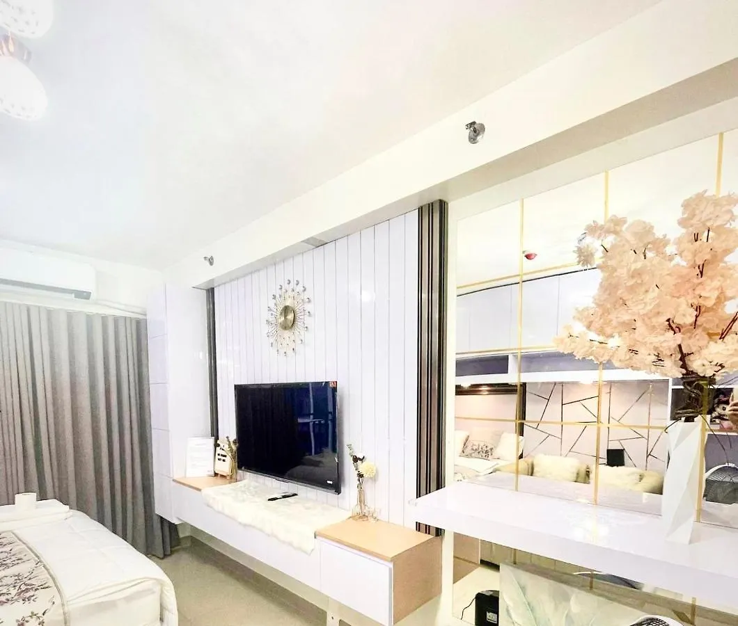 Condo Near Manila Airport And Moa 0*,