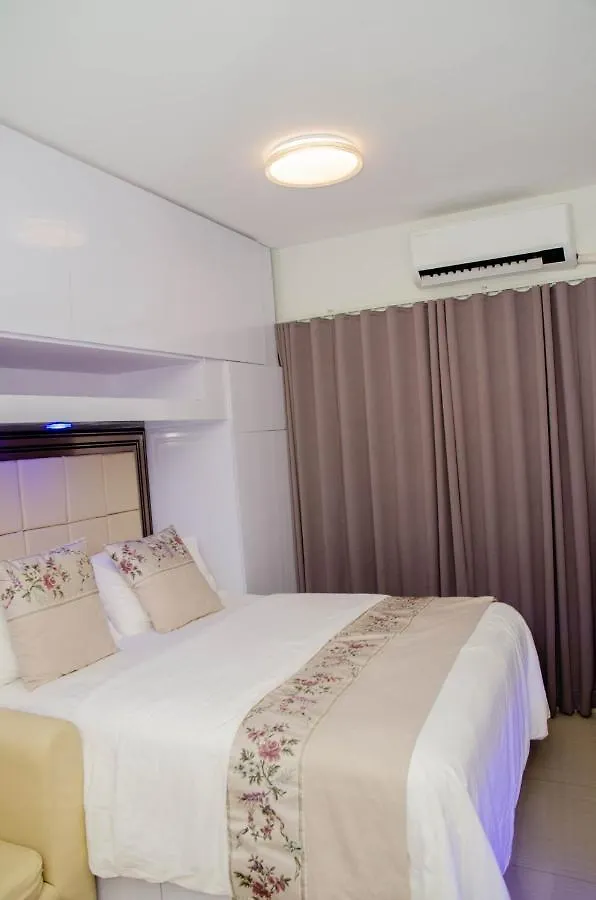 Aparthotel Condo Near Manila Airport And Moa
