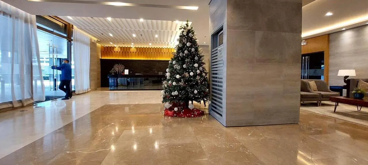 Condo Near Manila Airport And Moa 0*,